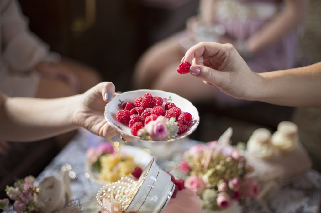 Photo Himbeeren in einer Vintage Tasse