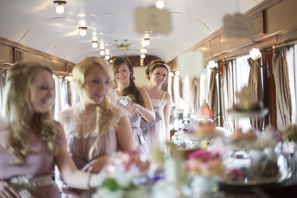 Photo Bridesmaids at candy bar