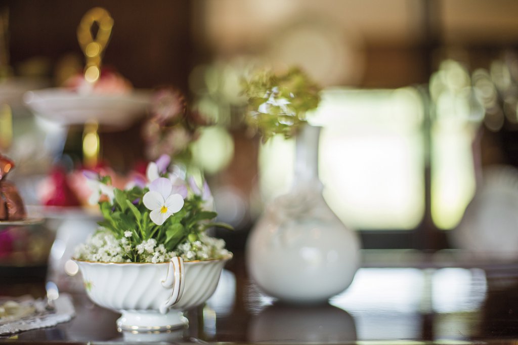 Photo flowery candy bar decoration